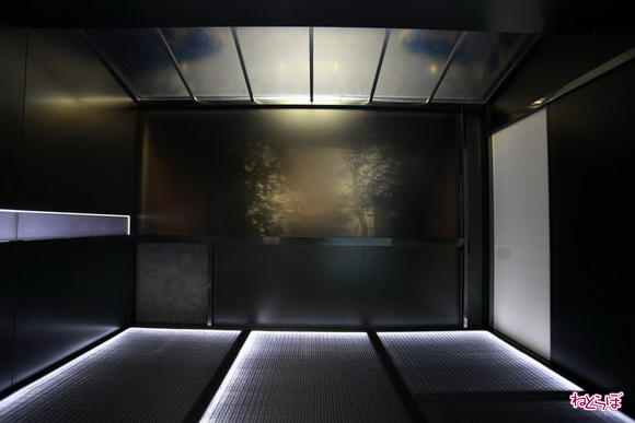 サイバーな茶室