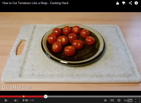 画像（ミニトマトを一気にスパッと半分に切る方法2）