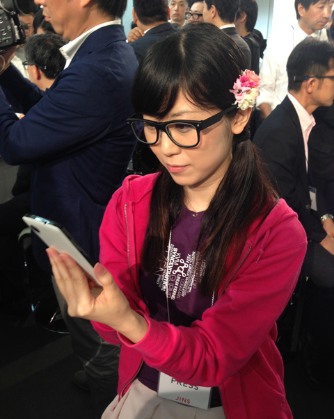 画像（JINS MEME体験）