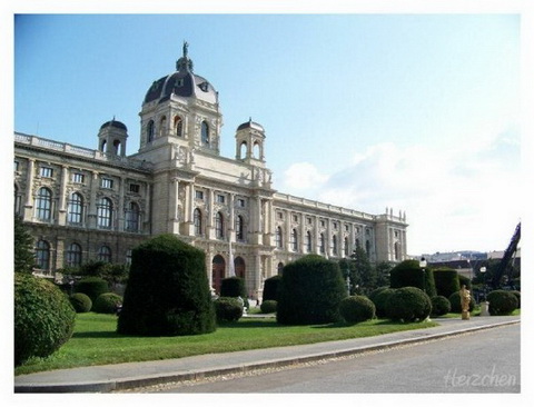 トリップアドバイザー