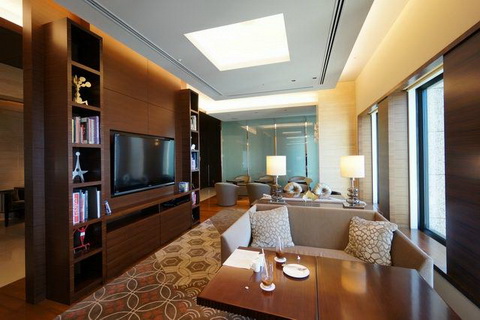 トリップアドバイザー