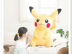ピカチュウ特大ぬいぐるみ 名探偵ピカチュウ」約40cmの“等身大”ぬいぐるみ発売！耳、手