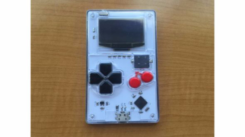 ARDUBOY - クレジットカードサイズ ゲーム機 ゲームボーイ文化がよみがえる？ クレジットカードサイズの