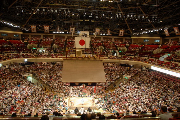 トリップアドバイザー