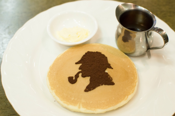 「ホームズ・パンケーキ・セット」（700円）