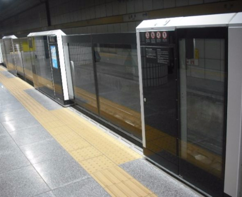 有楽町線豊洲駅