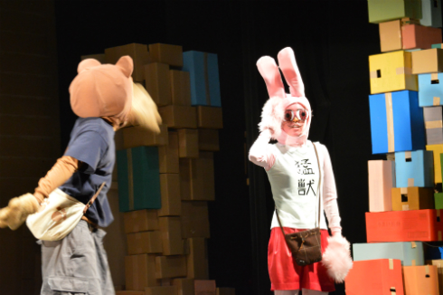 クマ吉「一体、誰が犯人だとにらんでいるんだ！」