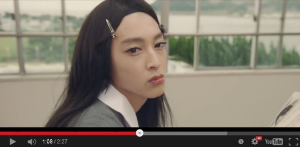 メーク女子高生のヒミツ