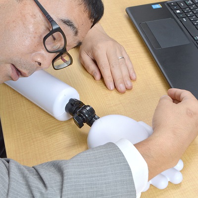 あごのせアーム