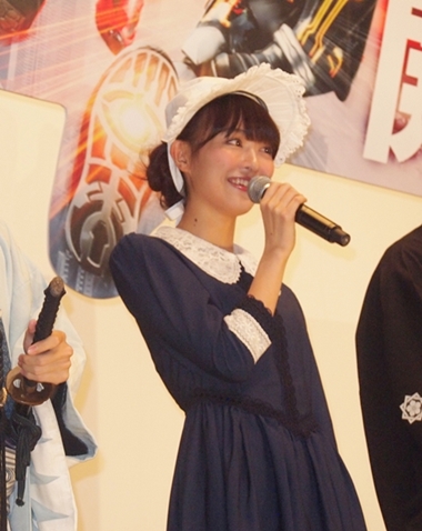 「メンソレータムのふた」と比喩された内田理央さんのナイチンゲール姿