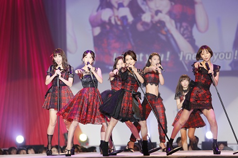 前田敦子、大島優子が久しぶりにセンターで熱唱 「AKB48劇場