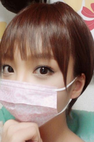 ものまねメイク