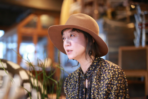 手塚るみ子さん