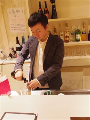 ネコ文壇バー