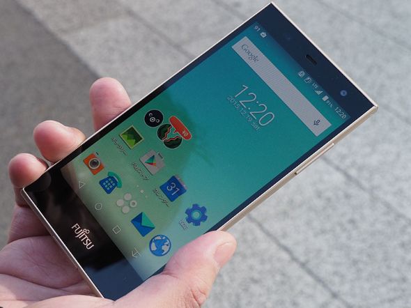 SIMフリー「arrows」がモバイルSuicaに対応！