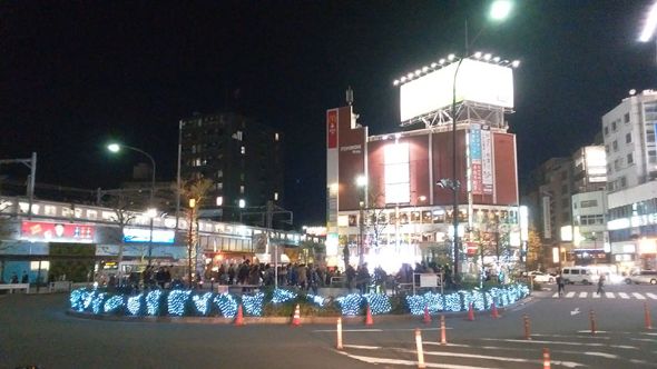 SIMフリー「arrows」がモバイルSuicaに対応！