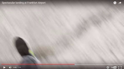 飛行機ロボット