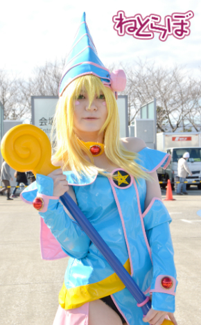 ブラック・マジシャン・ガール