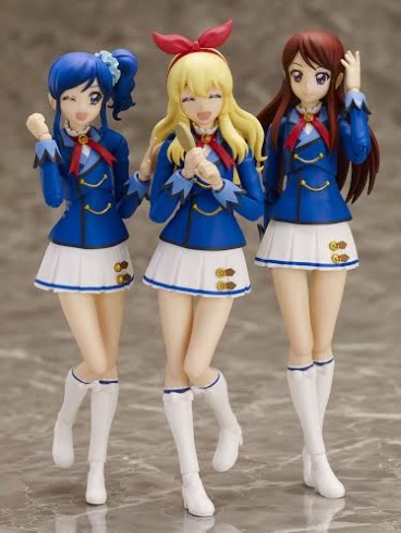 3人