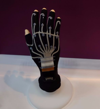 Stretchable Strain Sensor