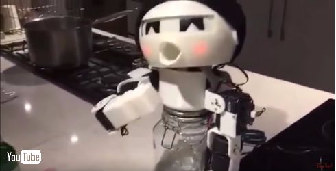 お酒を飲んでくれるロボット
