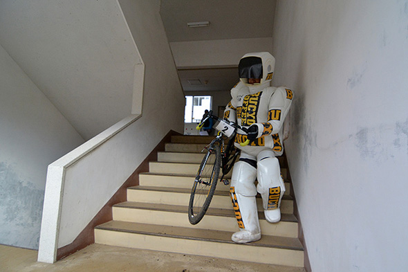 ASIMOも走ります