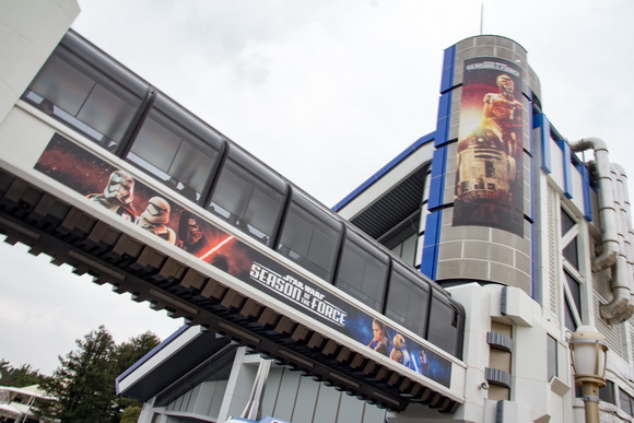 スター・ツアーズ