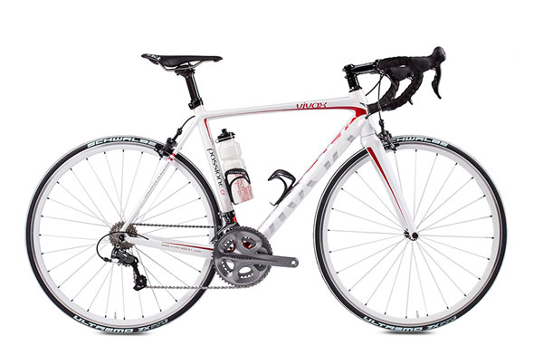 このフレームを使って組み立てられた完成車。外観からは全く分かりません