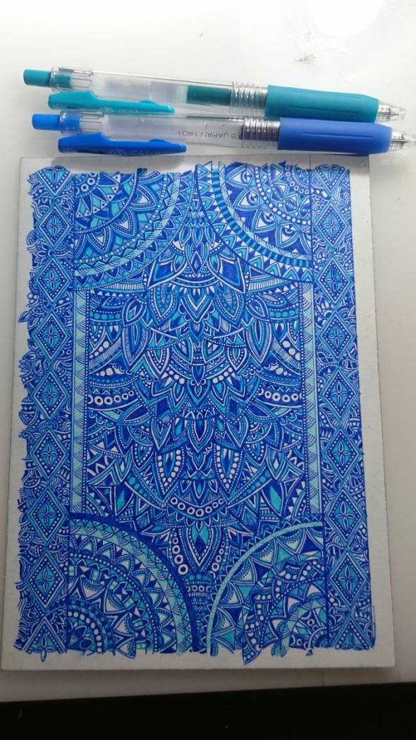 ボールペンと定規類だけで描いた幾何学模様