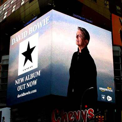 「★（ブラックスター）」広告