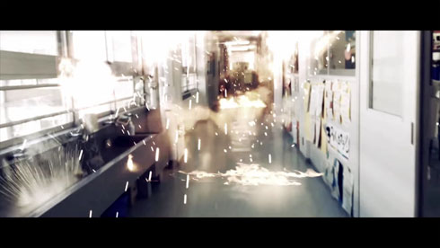 「2045」炎に包まれる学校