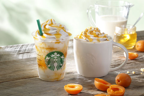 アプリコット ラテ フラペチーノ