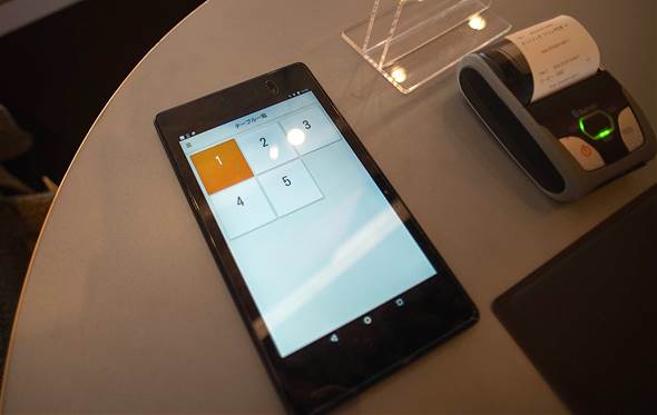 タブレットとプリンター