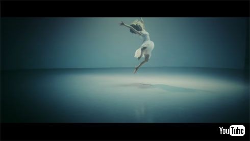 Sia「Alive（アライヴ）」日本版MV