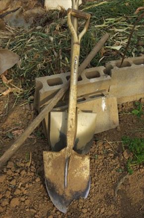 シャベルとスコップ