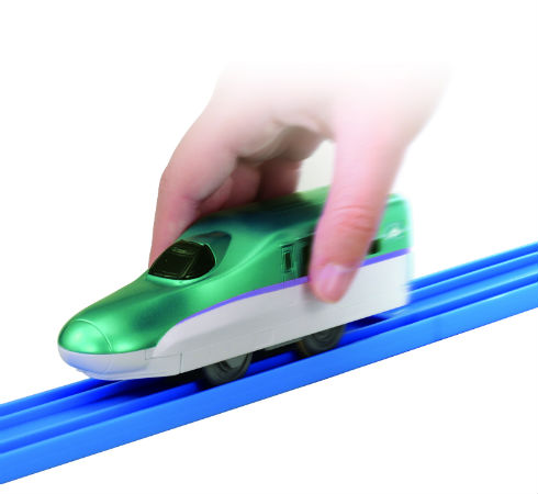 マスコンで操作する北海道新幹線