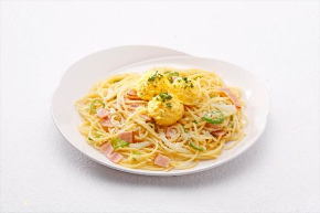 食堂車のカルボナーラ