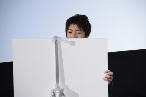 「僕だけがいない街」藤原さんがポスターを手書きで再現