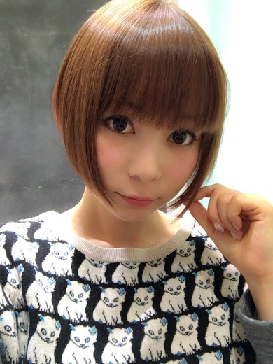 中川翔子さんさらに短いベリーショートに