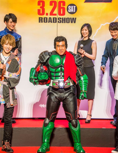 45年ぶりというライダースーツ＆マスクオフ姿を見せた藤岡弘、さん