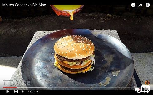 ビッグマックVSドロドロに溶けた銅