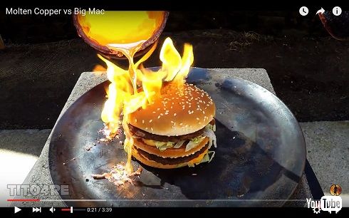 ビッグマックVSドロドロに溶けた銅