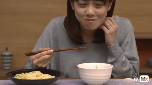 日清「つけ麺の達人」新CM