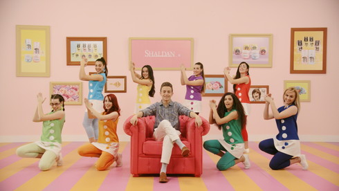 エステー「SHALDAN ステキプラス」陽気なダンサー