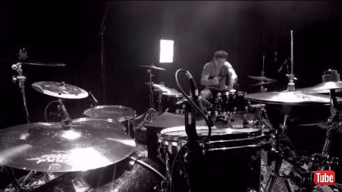 バック宙ドラム