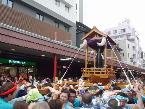 かなまら祭