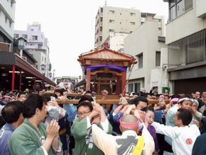 かなまら祭