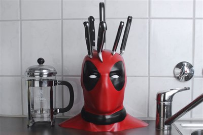 デッドプール・ナイフ立て