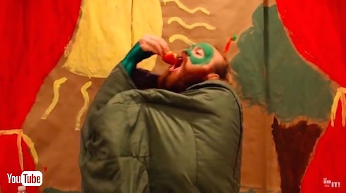 実写版「はらぺこあおむし」