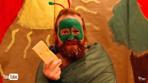 実写版「はらぺこあおむし」